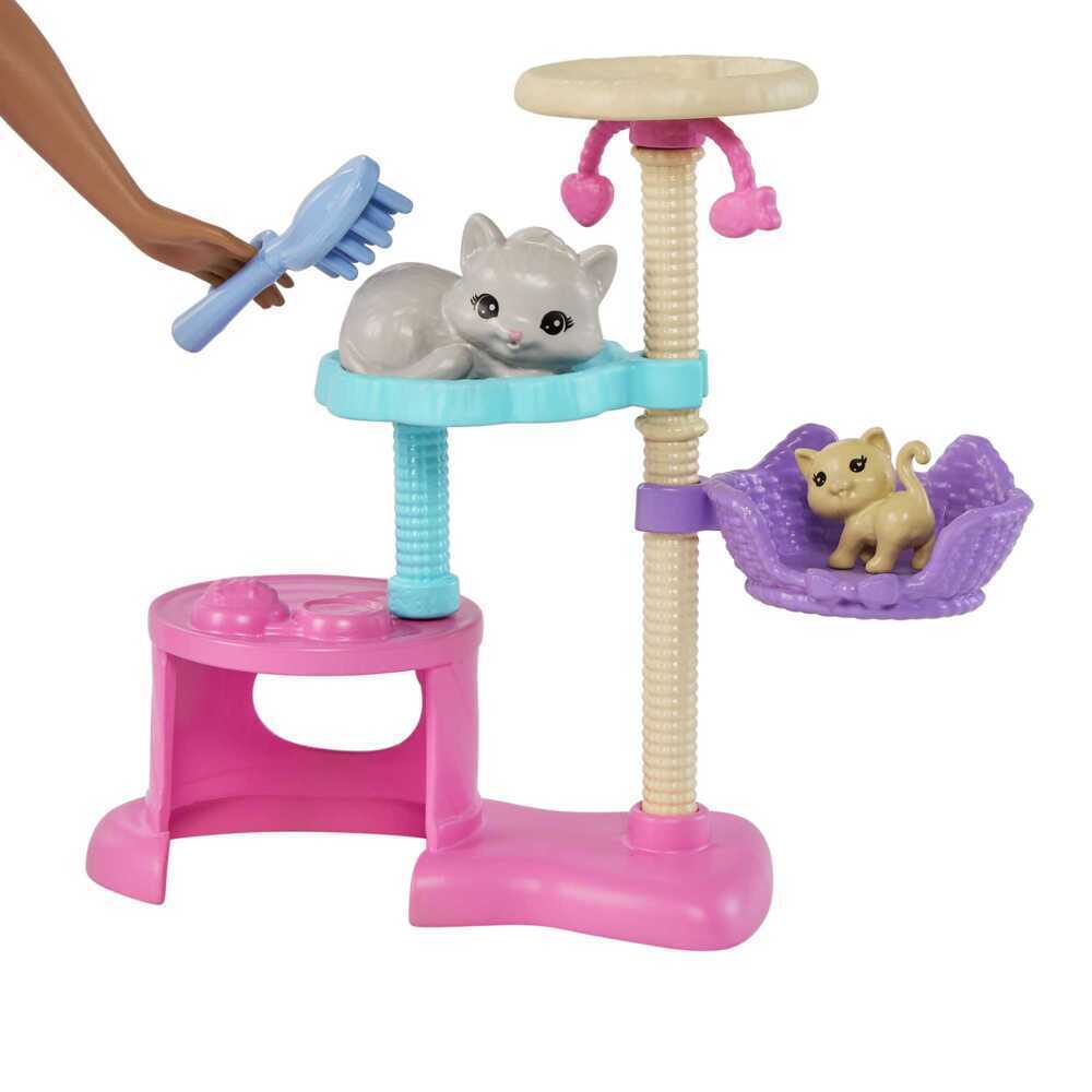 Bild: 194735062881 | Barbie-Puppe und Kätzchen Kratzbaum Spielset | Stück | Blister | 2022