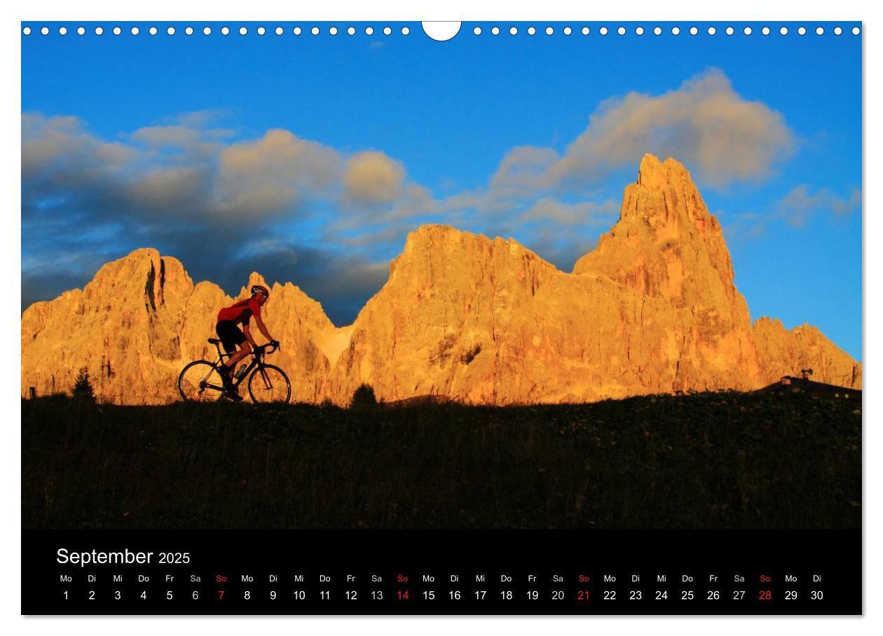 Bild: 9783435625314 | Alpenpässe auf dem Rennrad "Himmlische Serpentinen" (Wandkalender...