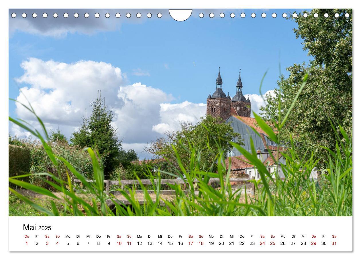 Bild: 9783435271405 | Altmarkliebe (Wandkalender 2025 DIN A4 quer), CALVENDO Monatskalender