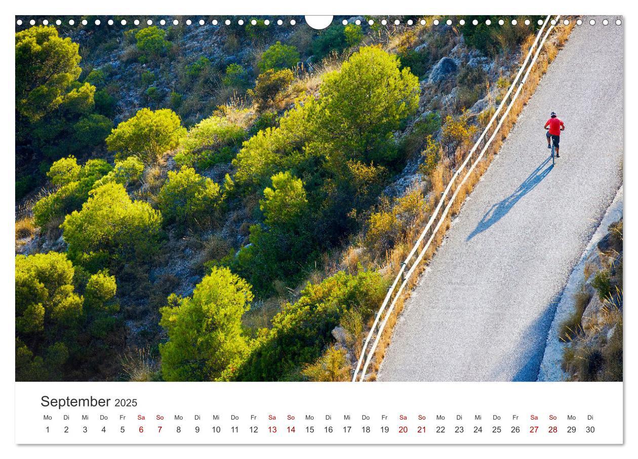 Bild: 9783383918520 | Radtouren - Weil Fahrrad fahren das schönste ist. (Wandkalender...