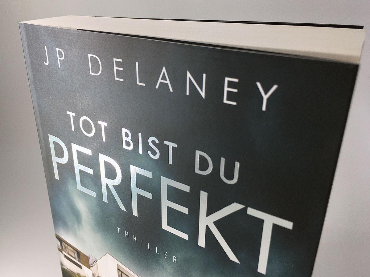 Bild: 9783328104599 | Tot bist du perfekt | Thriller - Der internationale Bestseller | Buch