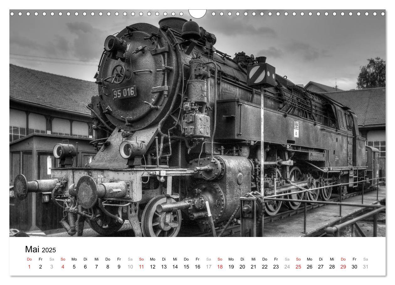 Bild: 9783435375288 | Unter Dampf - Eisenbahnromantik in schwarz-weiß (Wandkalender 2025...