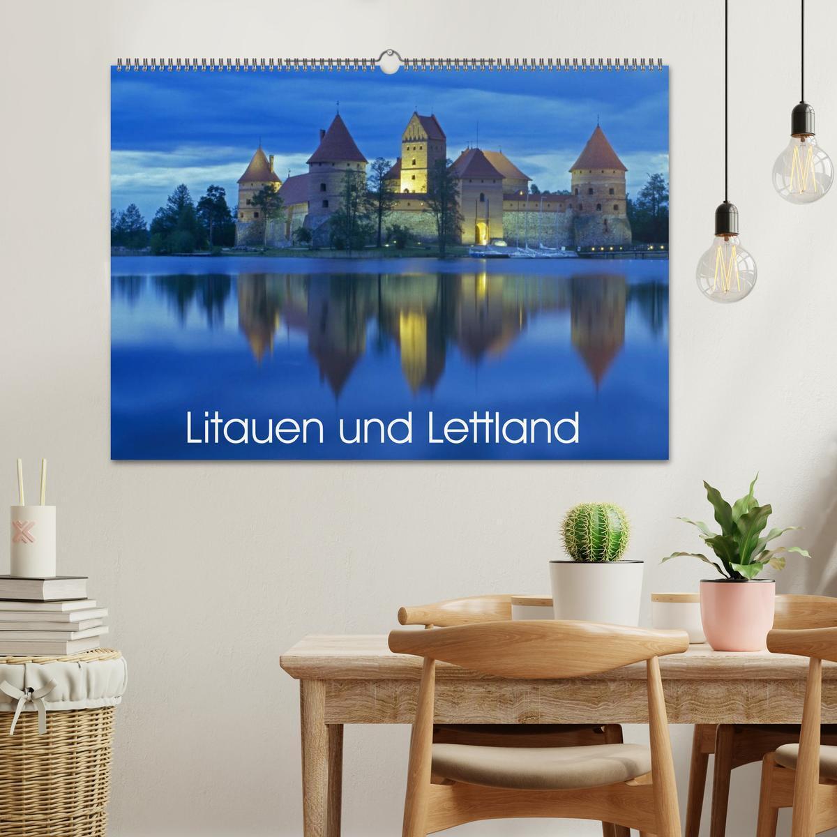 Bild: 9783435642557 | Litauen und Lettland (Wandkalender 2025 DIN A2 quer), CALVENDO...