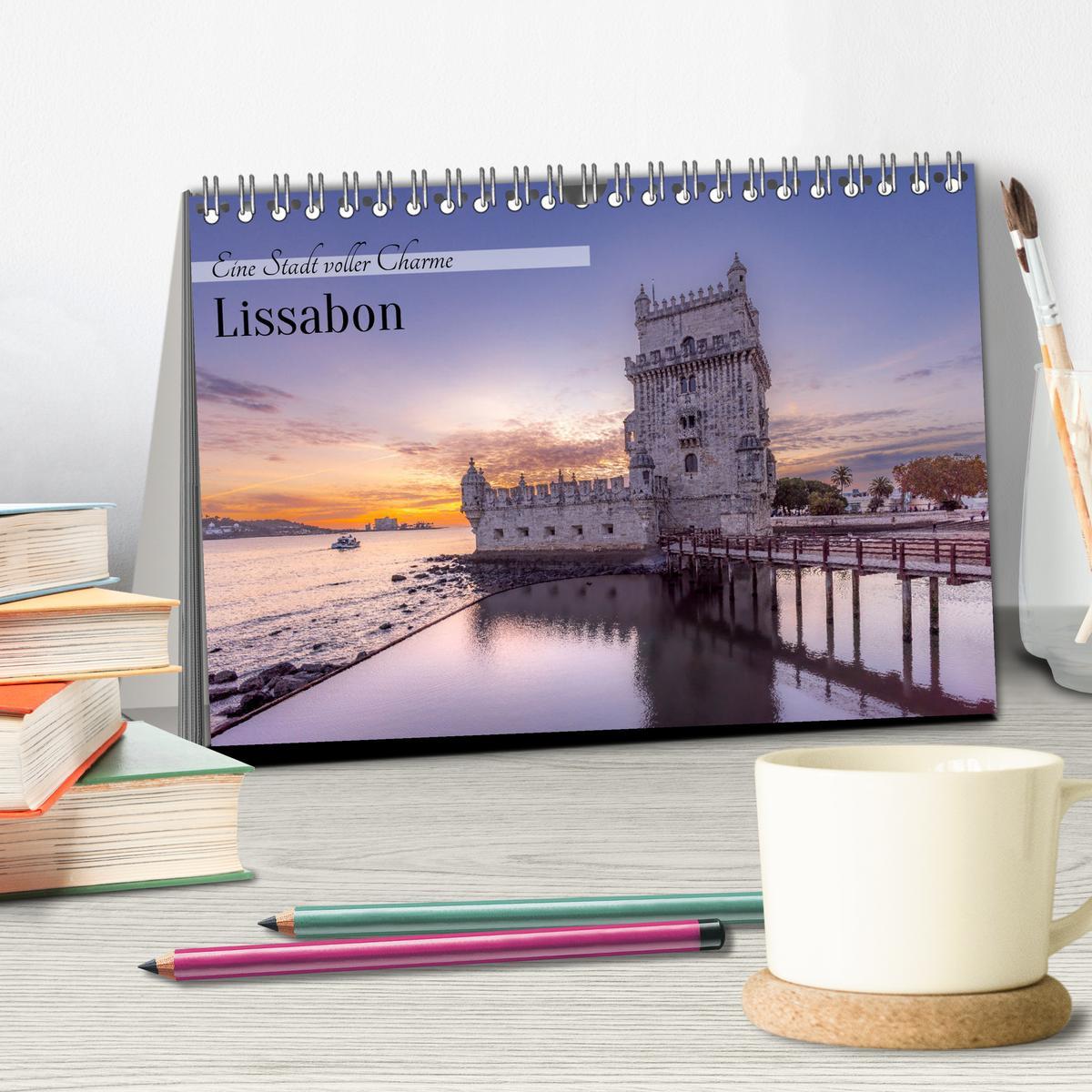 Bild: 9783383854088 | Eine Stadt voller Charme - Lissabon (Tischkalender 2025 DIN A5...