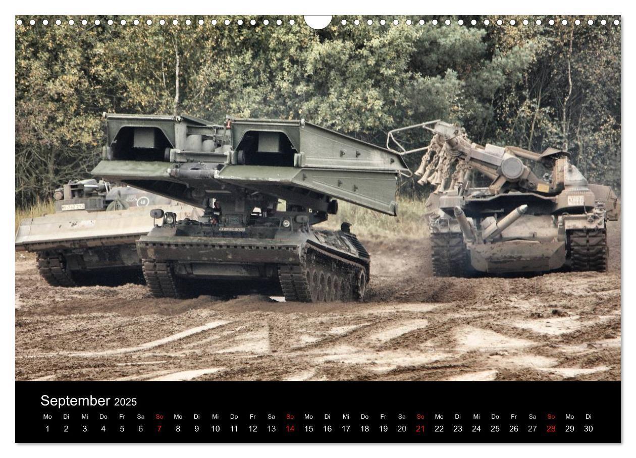 Bild: 9783435835850 | Panzerstahl auf der Heide ¿ Das Heer legt wieder los (Wandkalender...