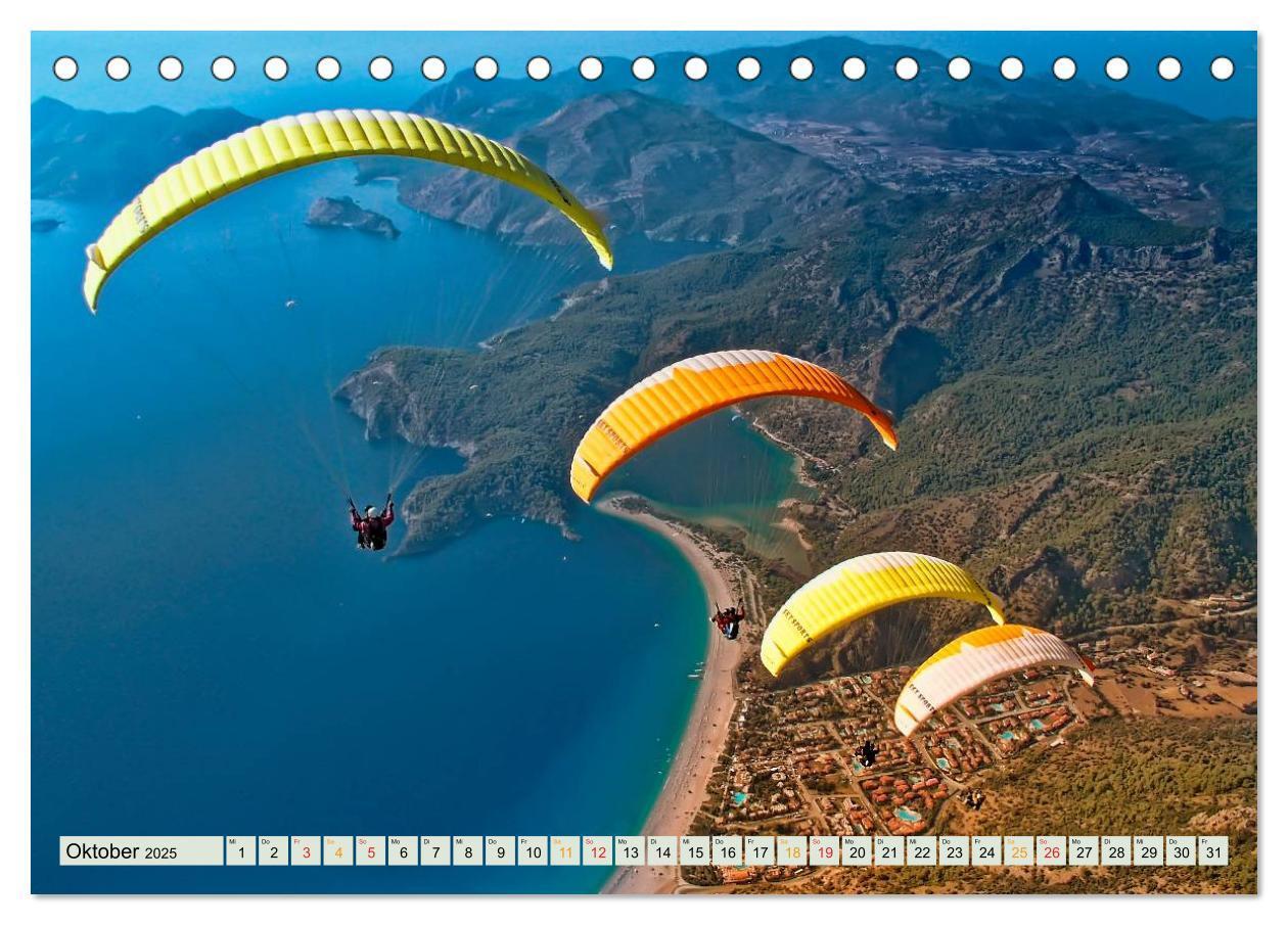 Bild: 9783435478408 | Freiheit und Abenteuer - Paragliding (Tischkalender 2025 DIN A5...