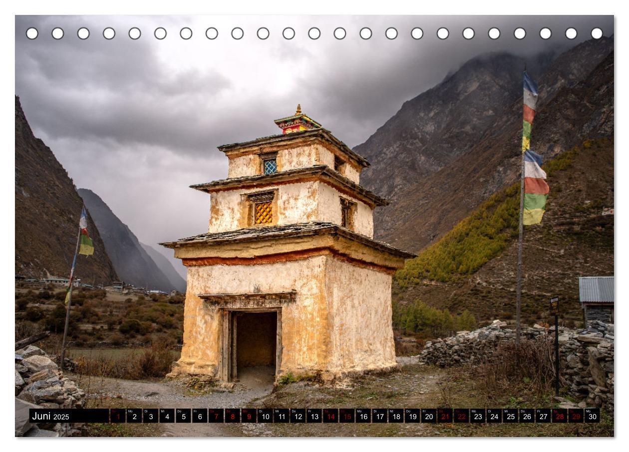 Bild: 9783383836428 | Nepal Tsum Valley - Tal des Glücks (Tischkalender 2025 DIN A5...