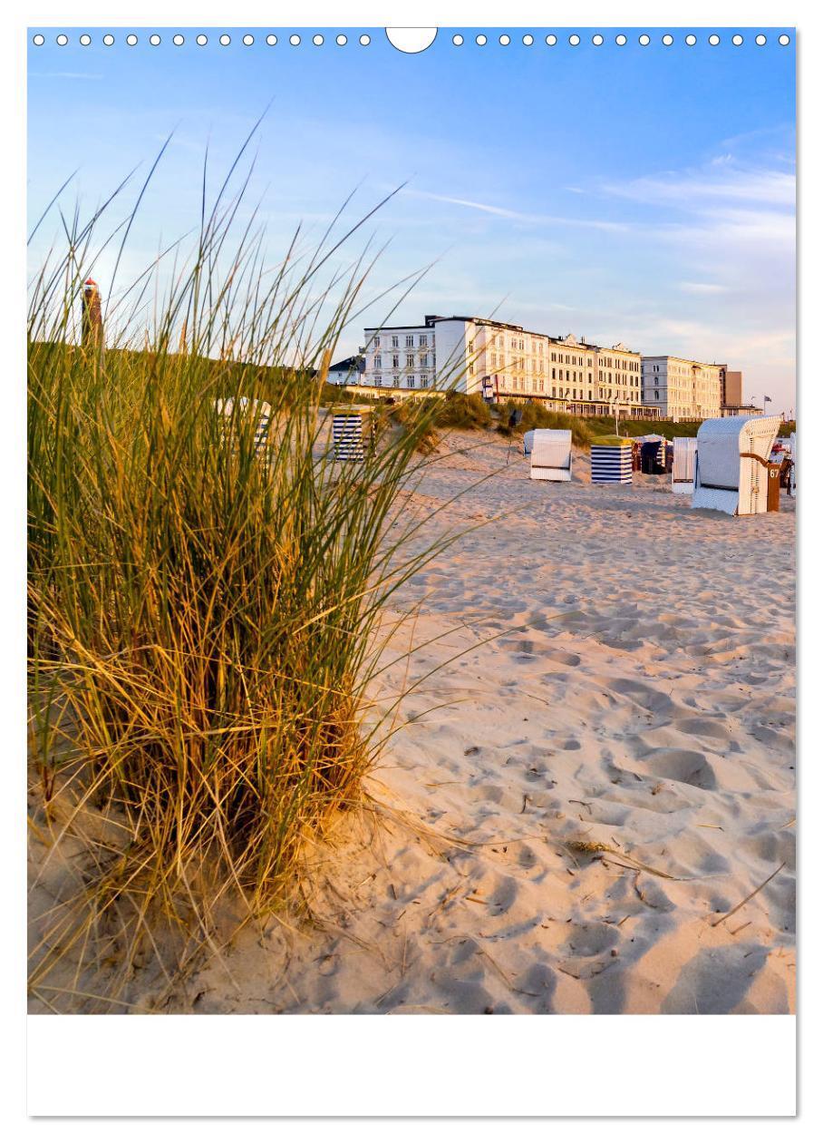 Bild: 9783435971756 | Borkum Strandspaziergang (Wandkalender 2025 DIN A3 hoch), CALVENDO...