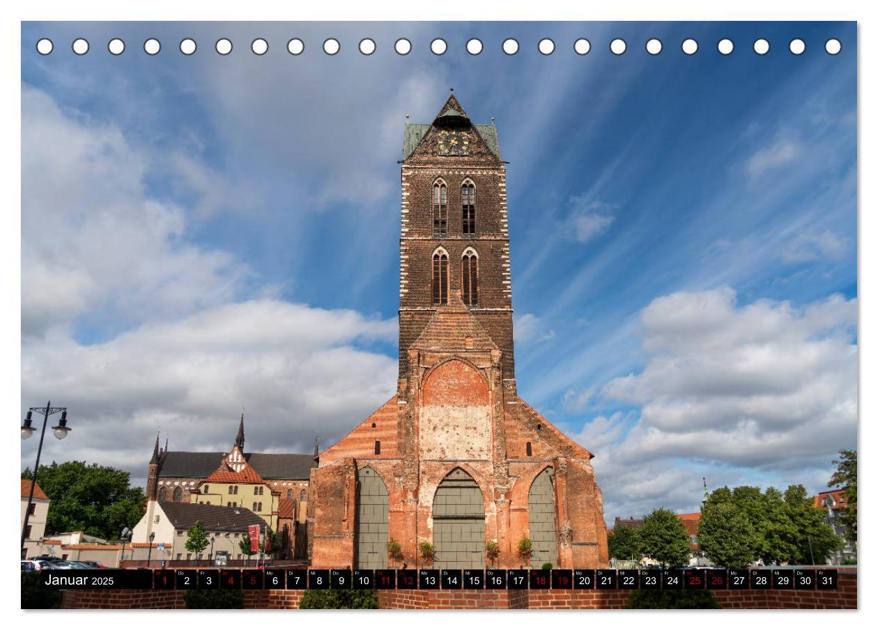 Bild: 9783435409846 | Hansestadt Wismar (Tischkalender 2025 DIN A5 quer), CALVENDO...