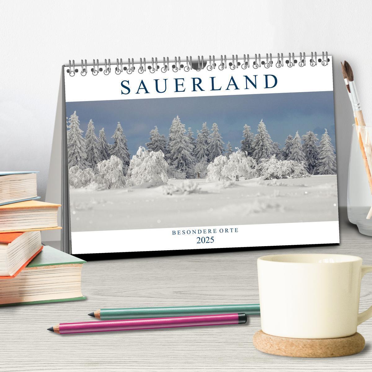 Bild: 9783383995446 | SAUERLAND ¿ Besondere Orte (Tischkalender 2025 DIN A5 quer),...