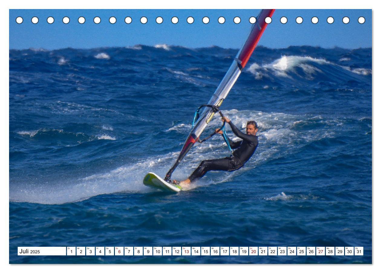 Bild: 9783457147054 | Spektakuläres Wellen- und Windsurfen (Tischkalender 2025 DIN A5...