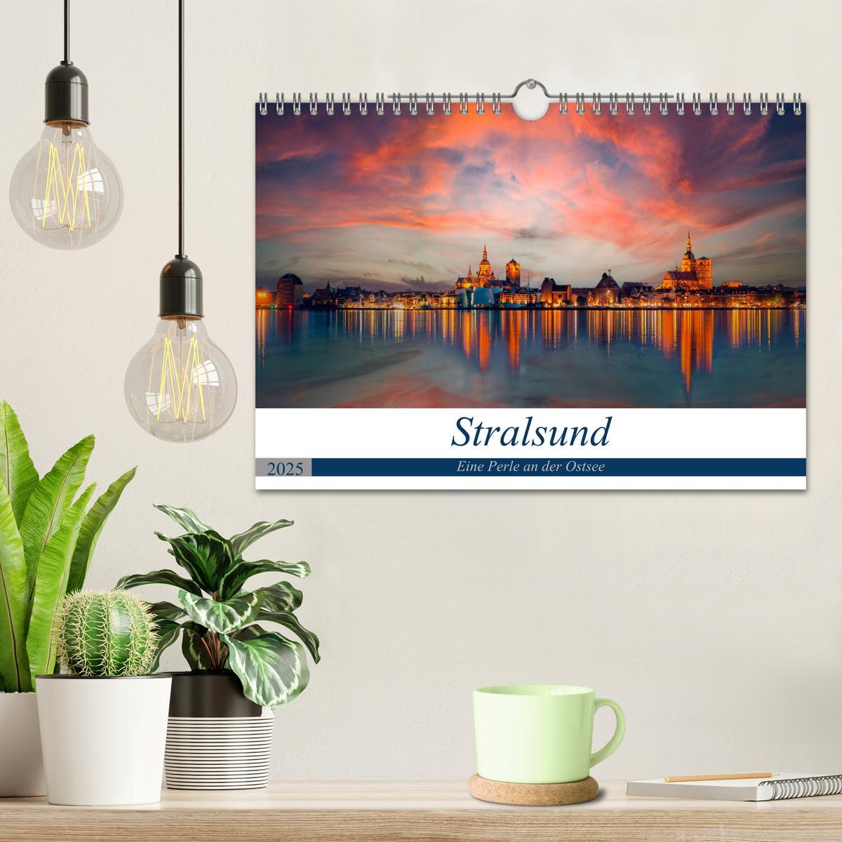 Bild: 9783435011216 | Stralsund, Eine Perle an der Ostsee (Wandkalender 2025 DIN A4...