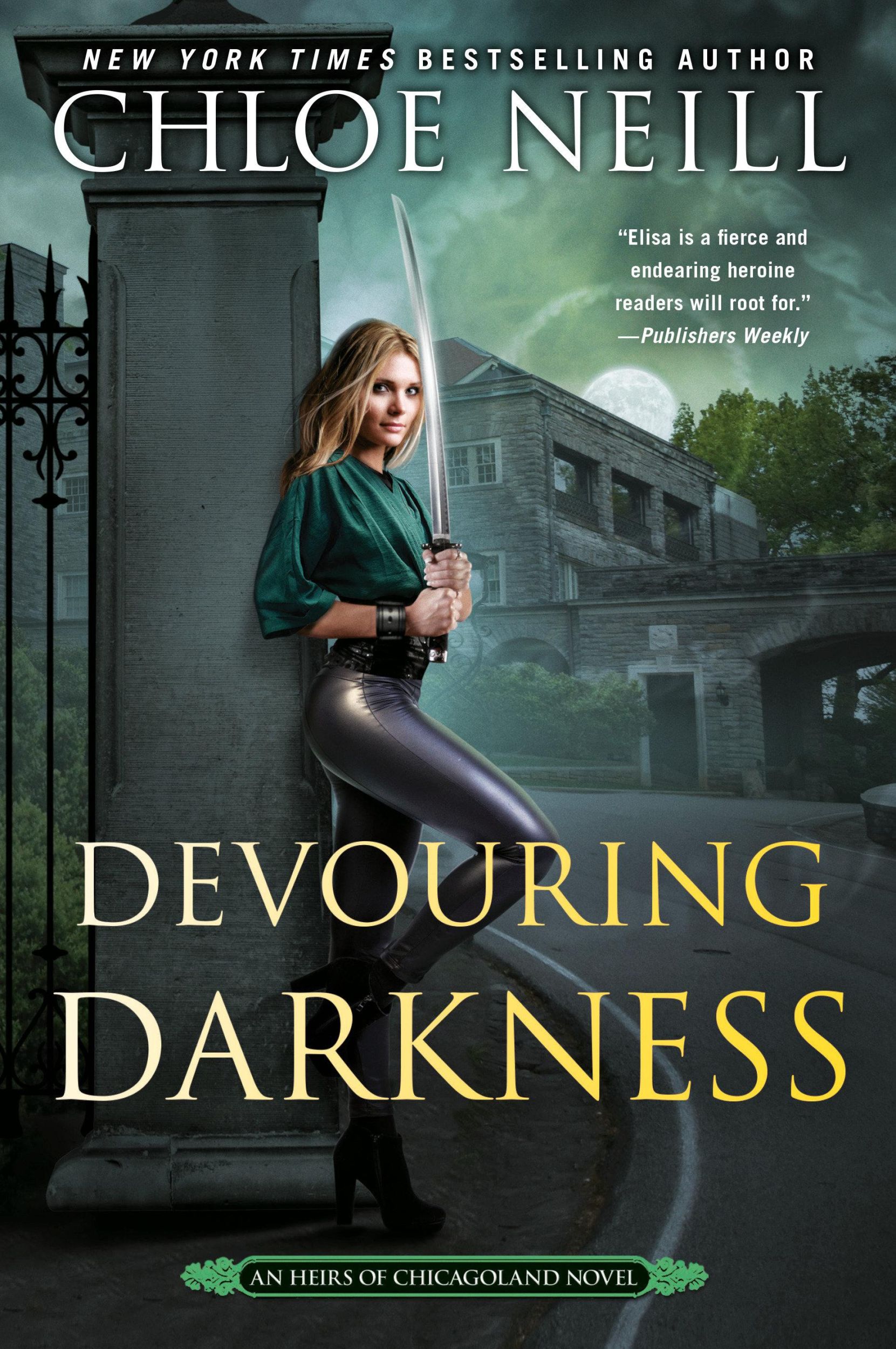 Cover: 9780593102640 | Devouring Darkness | Chloe Neill | Taschenbuch | Englisch | 2022