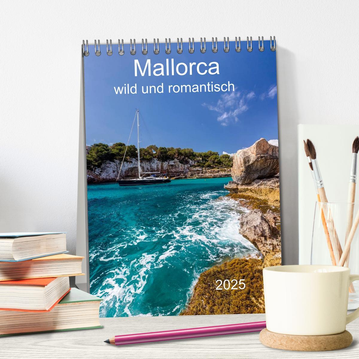 Bild: 9783457040010 | Mallorca - wild und romantisch (Tischkalender 2025 DIN A5 hoch),...