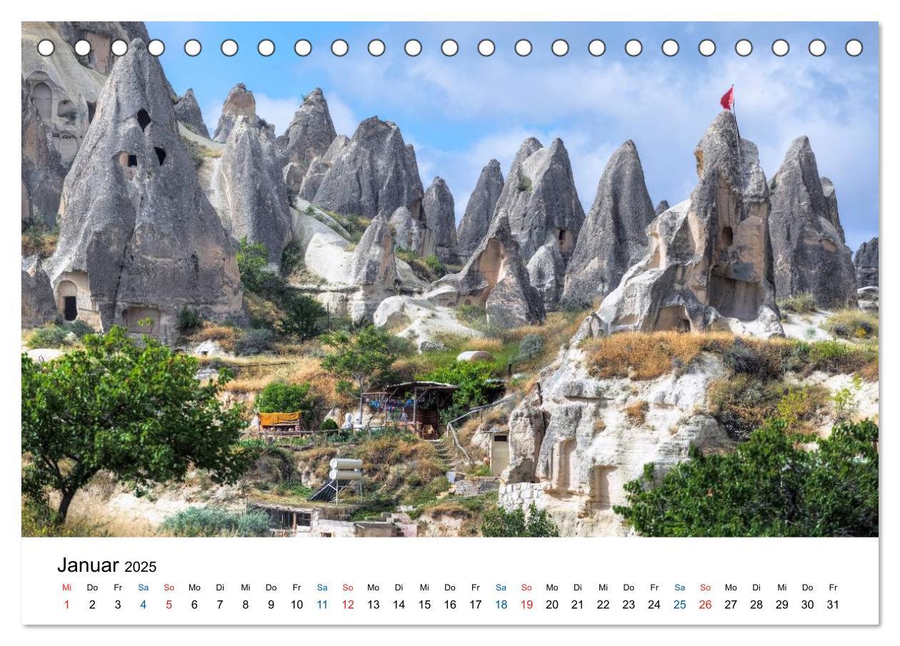 Bild: 9783435595068 | Kappadokien - Das Märchenland der Türkei (Tischkalender 2025 DIN A5...