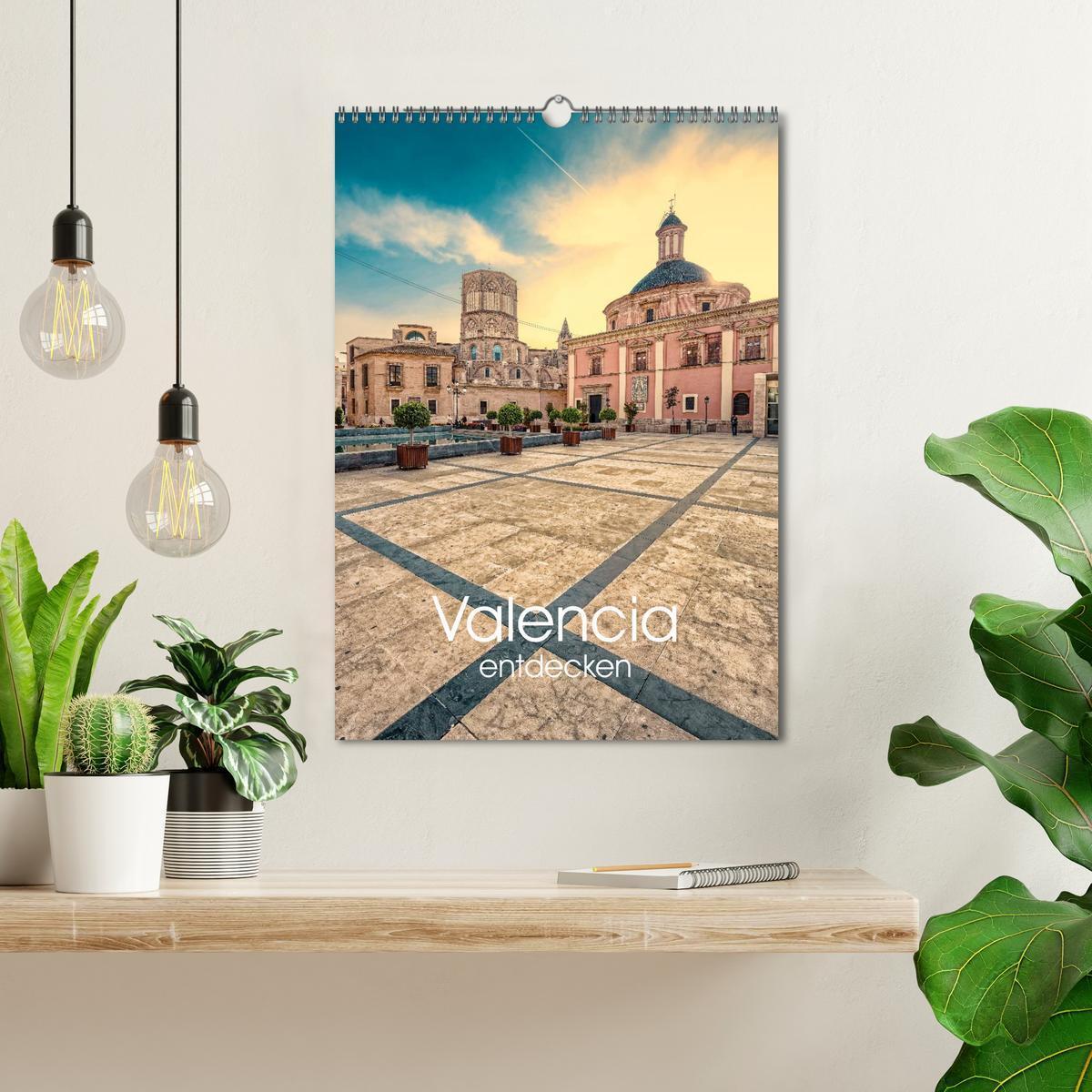 Bild: 9783457009543 | Valencia entdecken (Wandkalender 2025 DIN A3 hoch), CALVENDO...