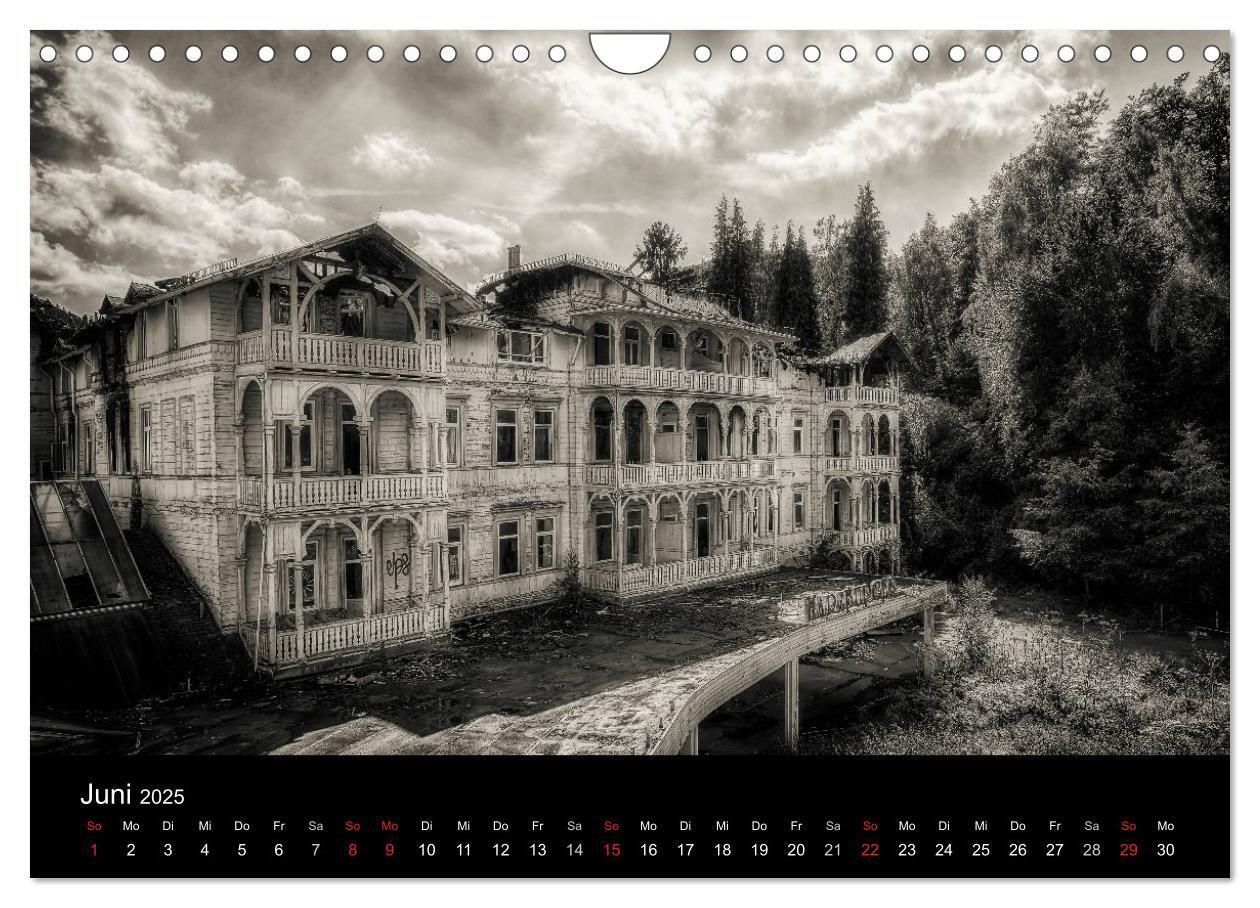 Bild: 9783435534111 | Lost Places Geisterhäuser (Wandkalender 2025 DIN A4 quer), CALVENDO...