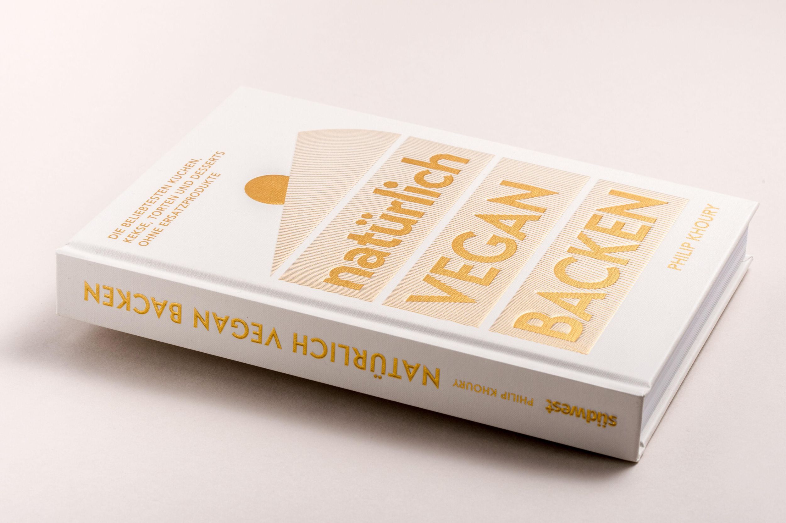 Bild: 9783517103174 | natürlich vegan backen | Philip Khoury | Buch | 256 S. | Deutsch