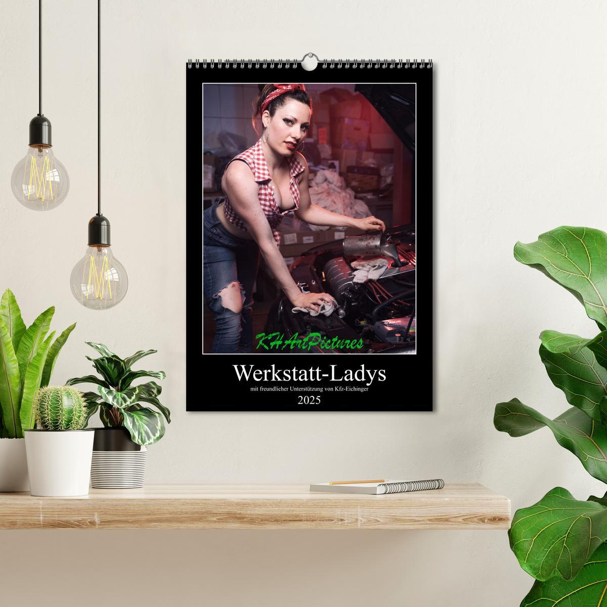 Bild: 9783457104026 | Werkstatt-Ladys (Wandkalender 2025 DIN A3 hoch), CALVENDO...