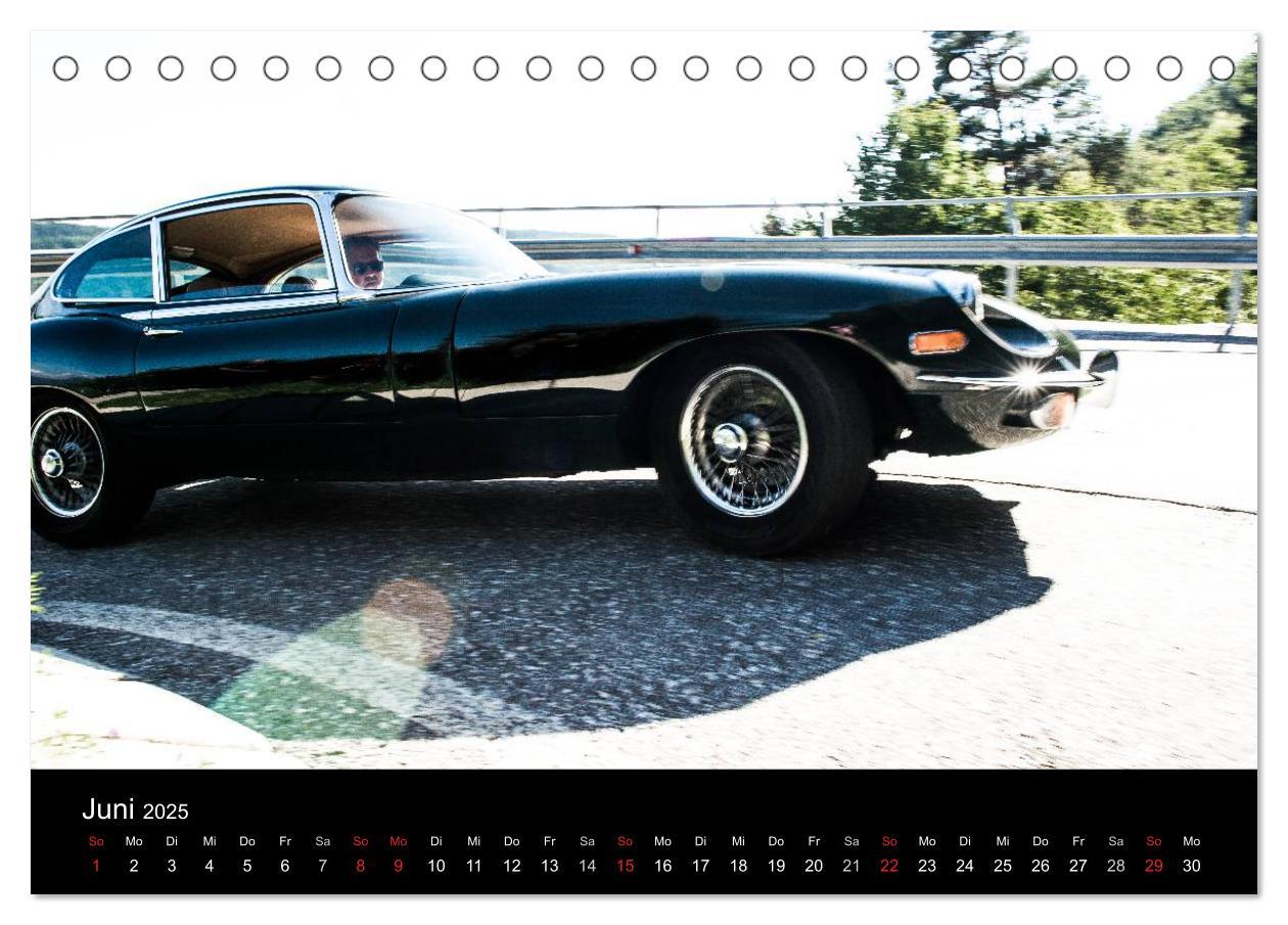 Bild: 9783435563036 | Jaguar E-Type 2025 (Tischkalender 2025 DIN A5 quer), CALVENDO...