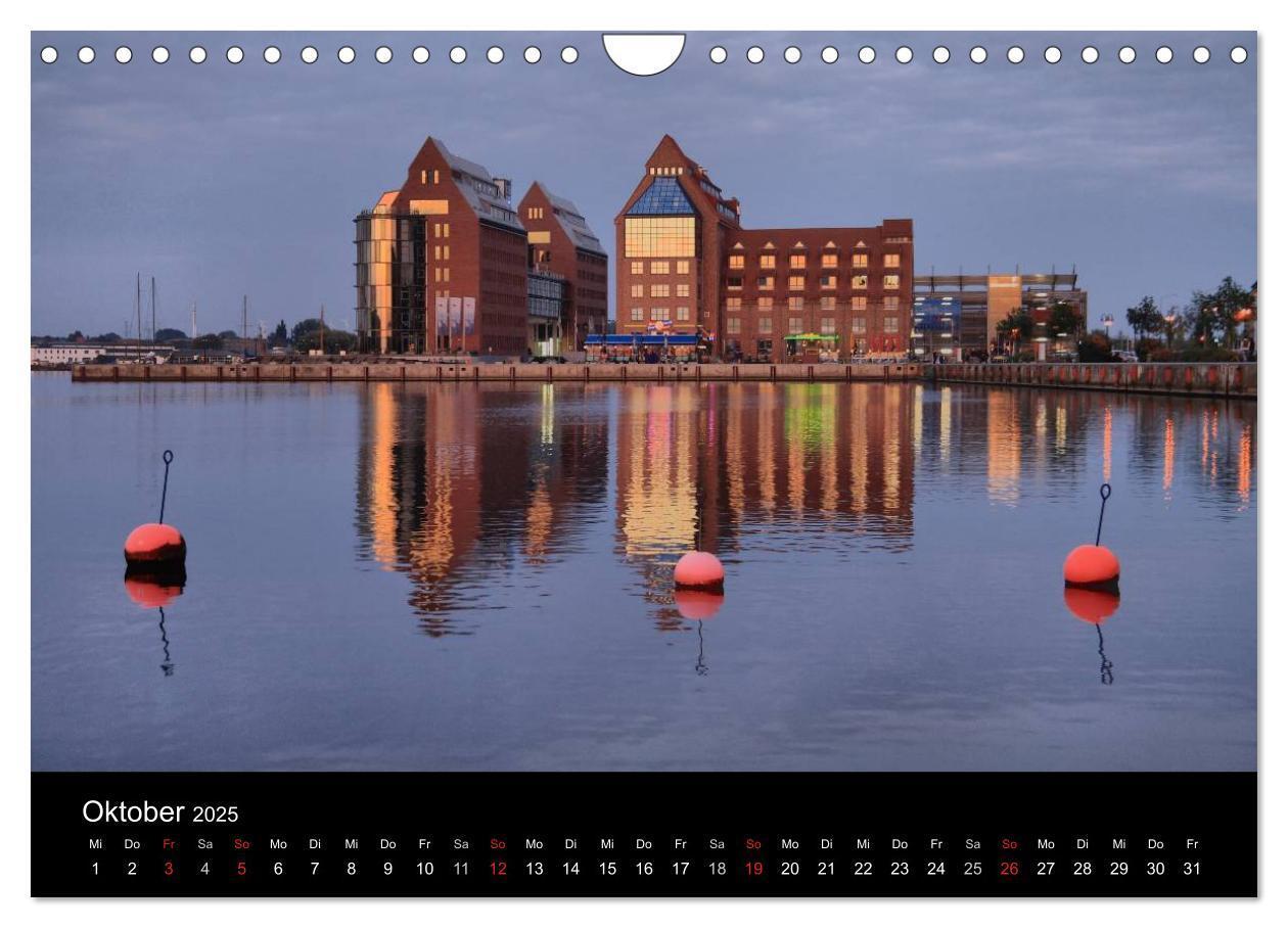 Bild: 9783435833733 | Rostock (Wandkalender 2025 DIN A4 quer), CALVENDO Monatskalender