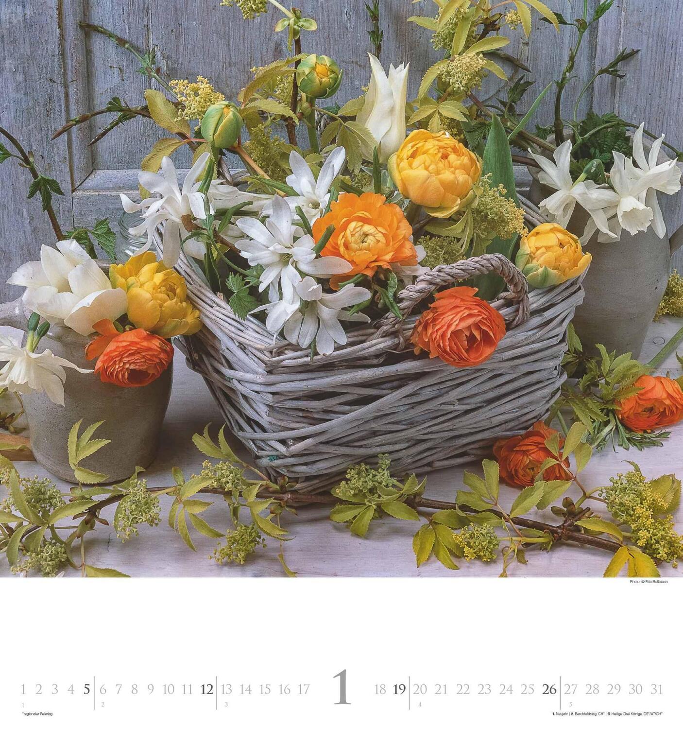 Bild: 4002725994226 | Bouquets 2025 - Foto-Kalender - Wand-Kalender - 45x48 -...