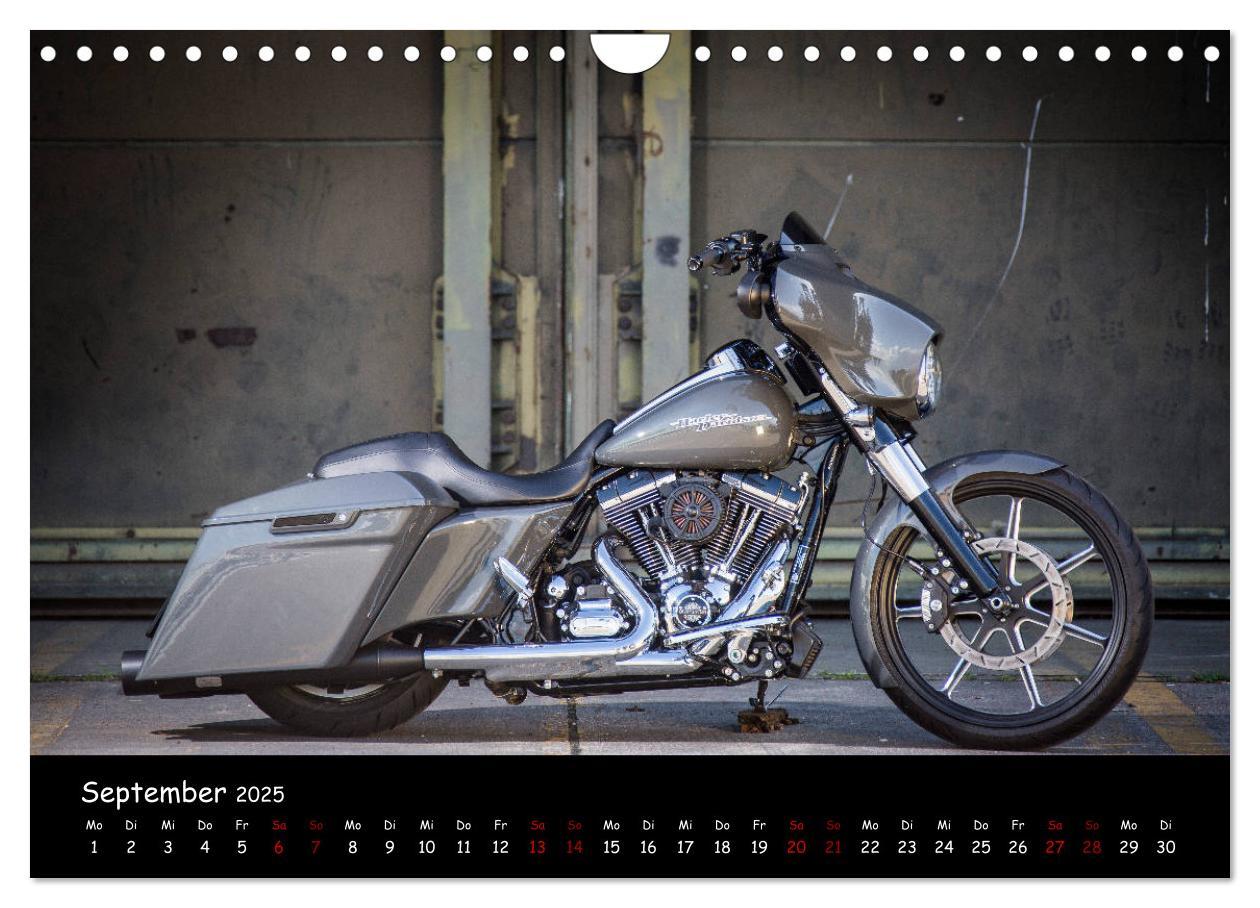 Bild: 9783435405282 | Best of Custom- and Showbikes Kalender (Wandkalender 2025 DIN A4...