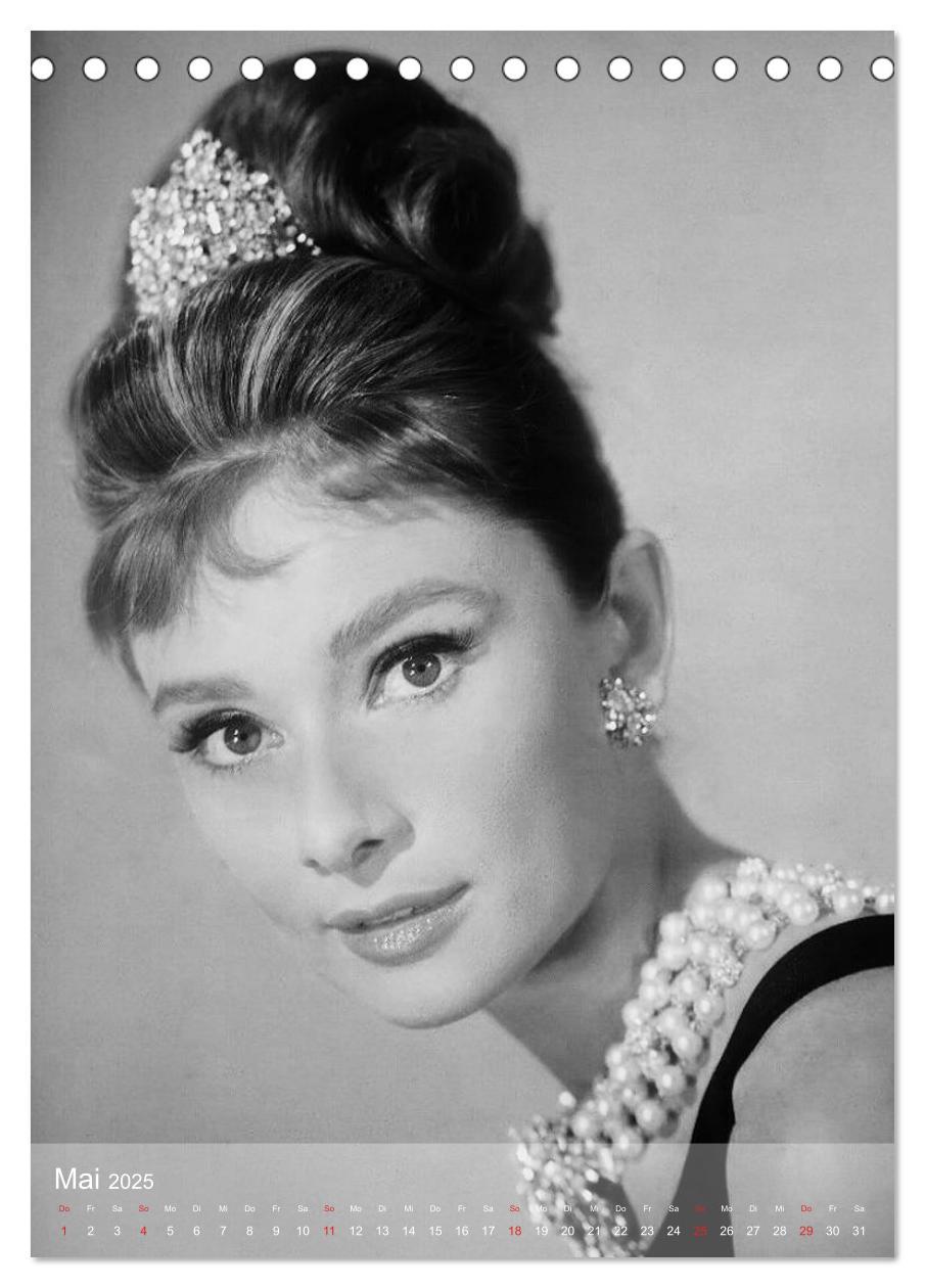 Bild: 9783457047057 | Hollywood-Diva - Audrey Hepburn (Tischkalender 2025 DIN A5 hoch),...