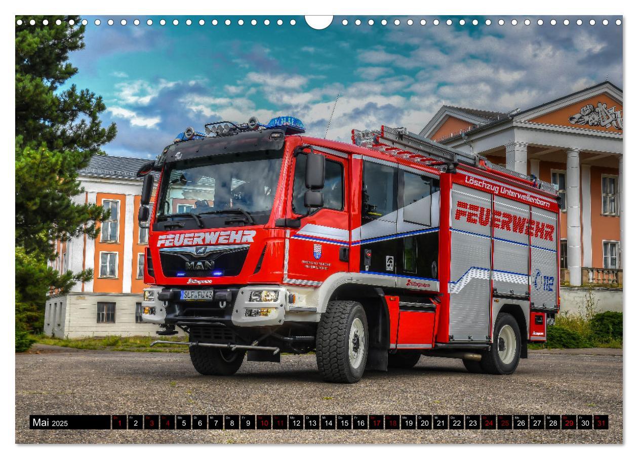 Bild: 9783435037070 | Feuerwehrfahrzeuge (Wandkalender 2025 DIN A3 quer), CALVENDO...