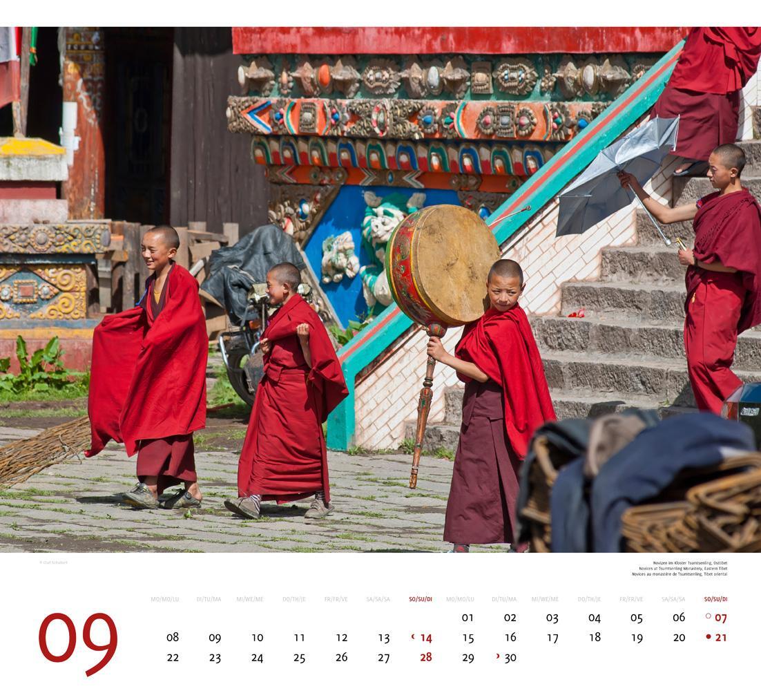 Bild: 9783938916513 | Tibet 2025 | Premium-Wandkalender Großformat 48,5 x 44cm | Schubert