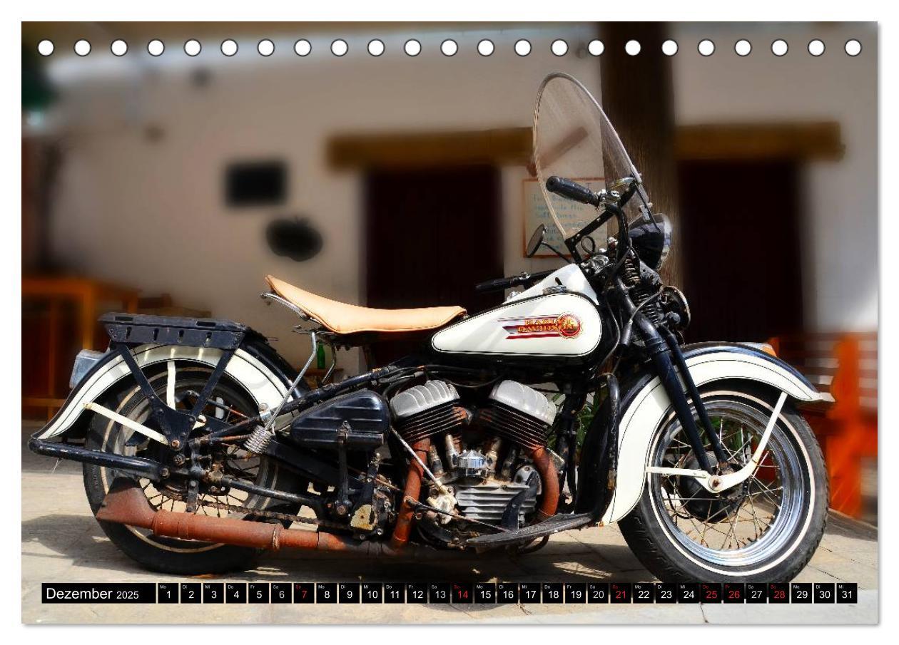 Bild: 9783435645701 | Harley Davidson WLA 750 (Tischkalender 2025 DIN A5 quer), CALVENDO...