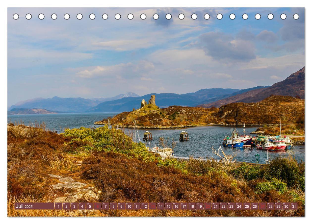 Bild: 9783435273133 | Mystisches Schottland (Tischkalender 2025 DIN A5 quer), CALVENDO...