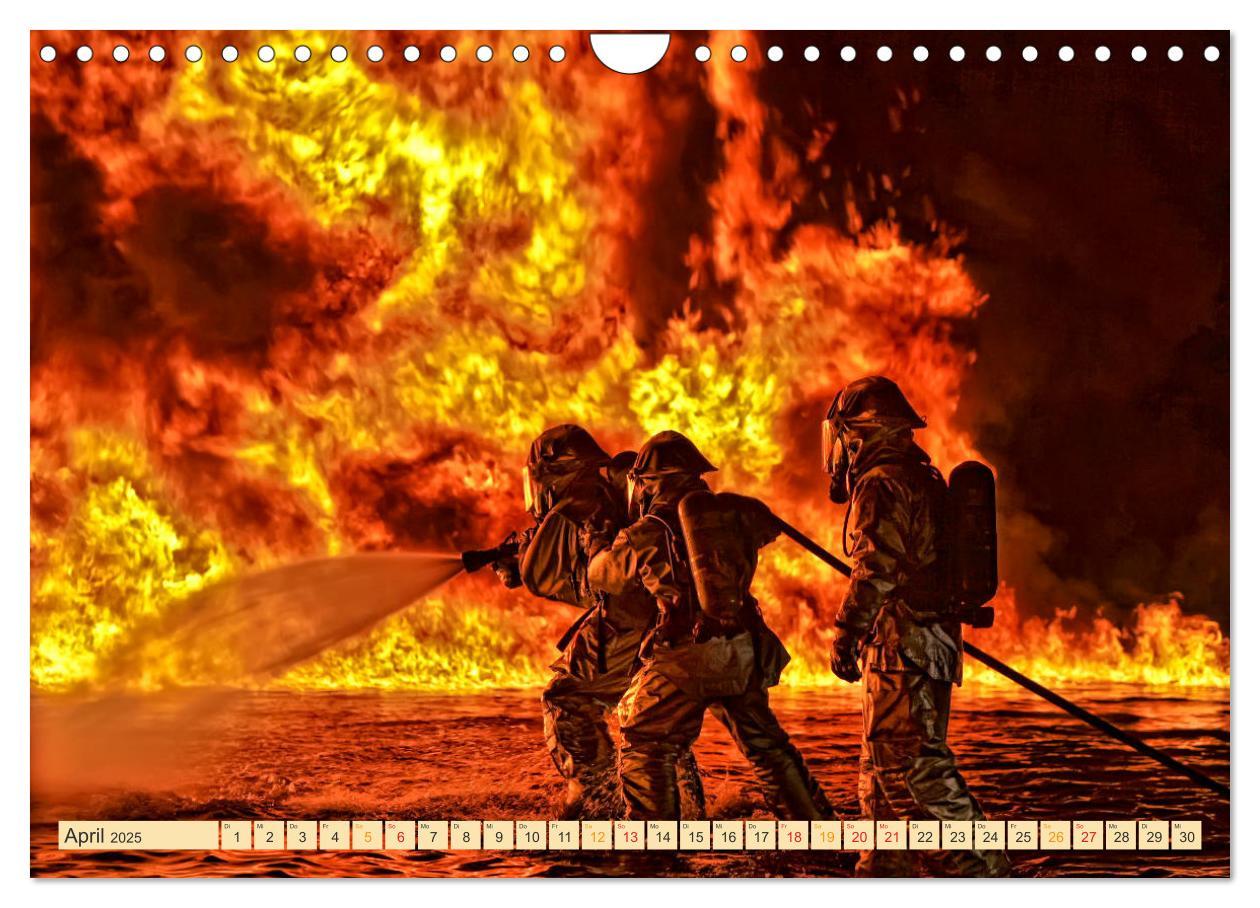 Bild: 9783435240241 | Feuerwehr - Einsätze (Wandkalender 2025 DIN A4 quer), CALVENDO...