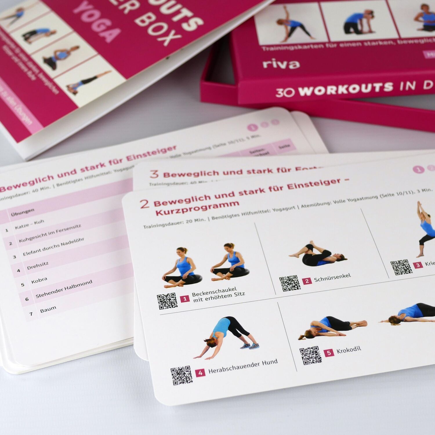 Bild: 9783742322937 | 30 Workouts in der Box - Yoga | Katharina Herdener | Stück | 30 S.