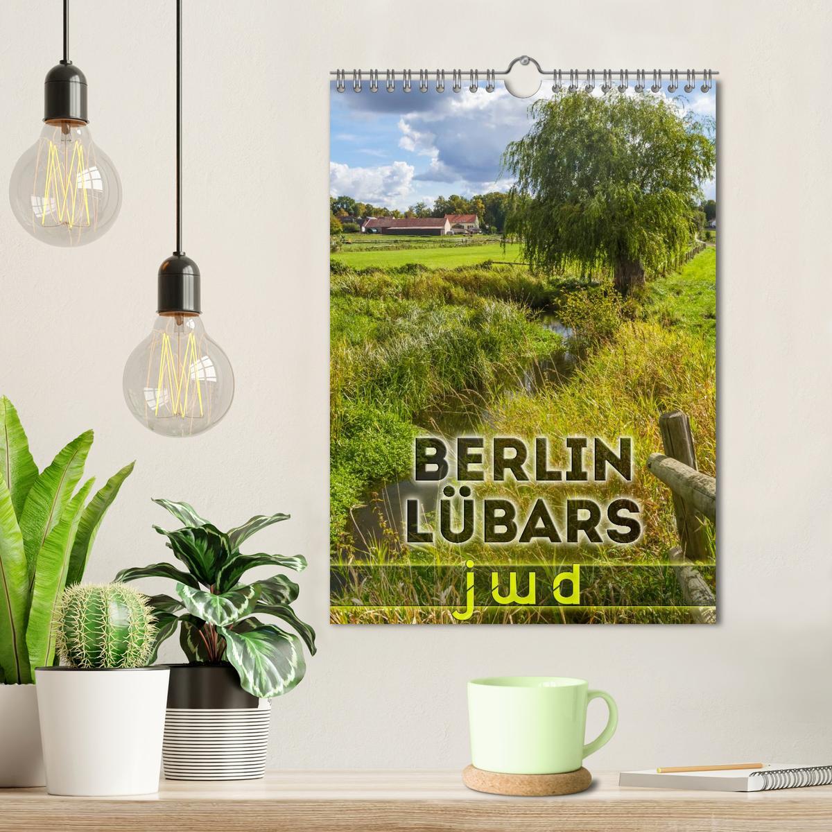 Bild: 9783457030073 | BERLIN LÜBARS jwd (Wandkalender 2025 DIN A4 hoch), CALVENDO...