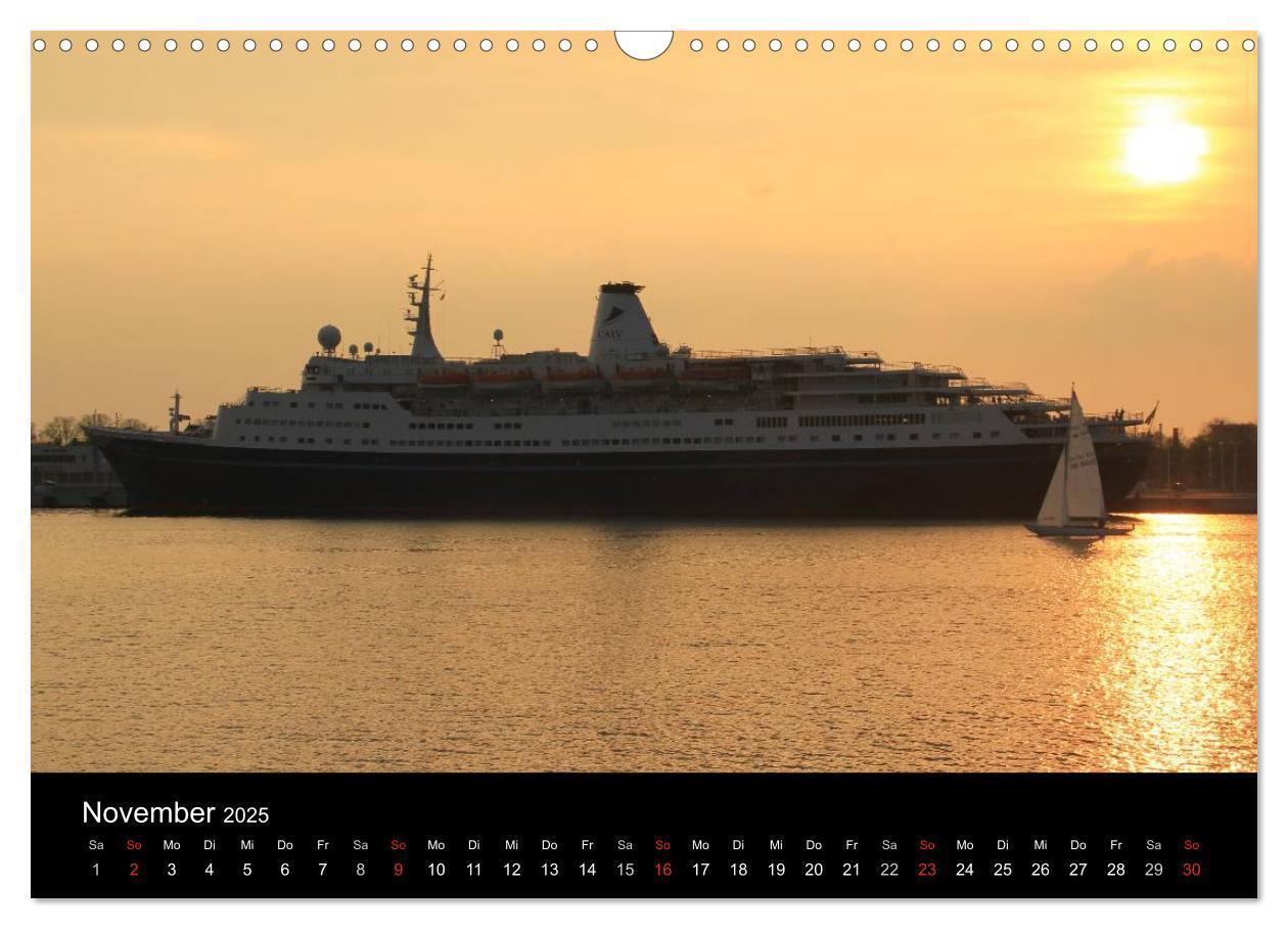 Bild: 9783435808731 | Cruiseliner in Warnemünde (Wandkalender 2025 DIN A3 quer), CALVENDO...