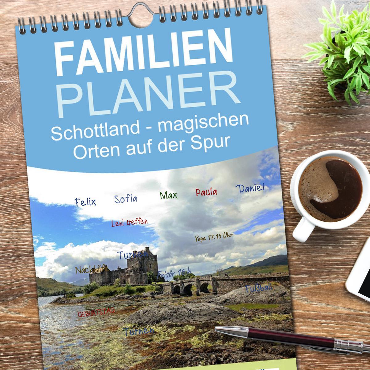 Bild: 9783457109809 | Familienplaner 2025 - Schottland - magischen Orten auf der Spur mit...