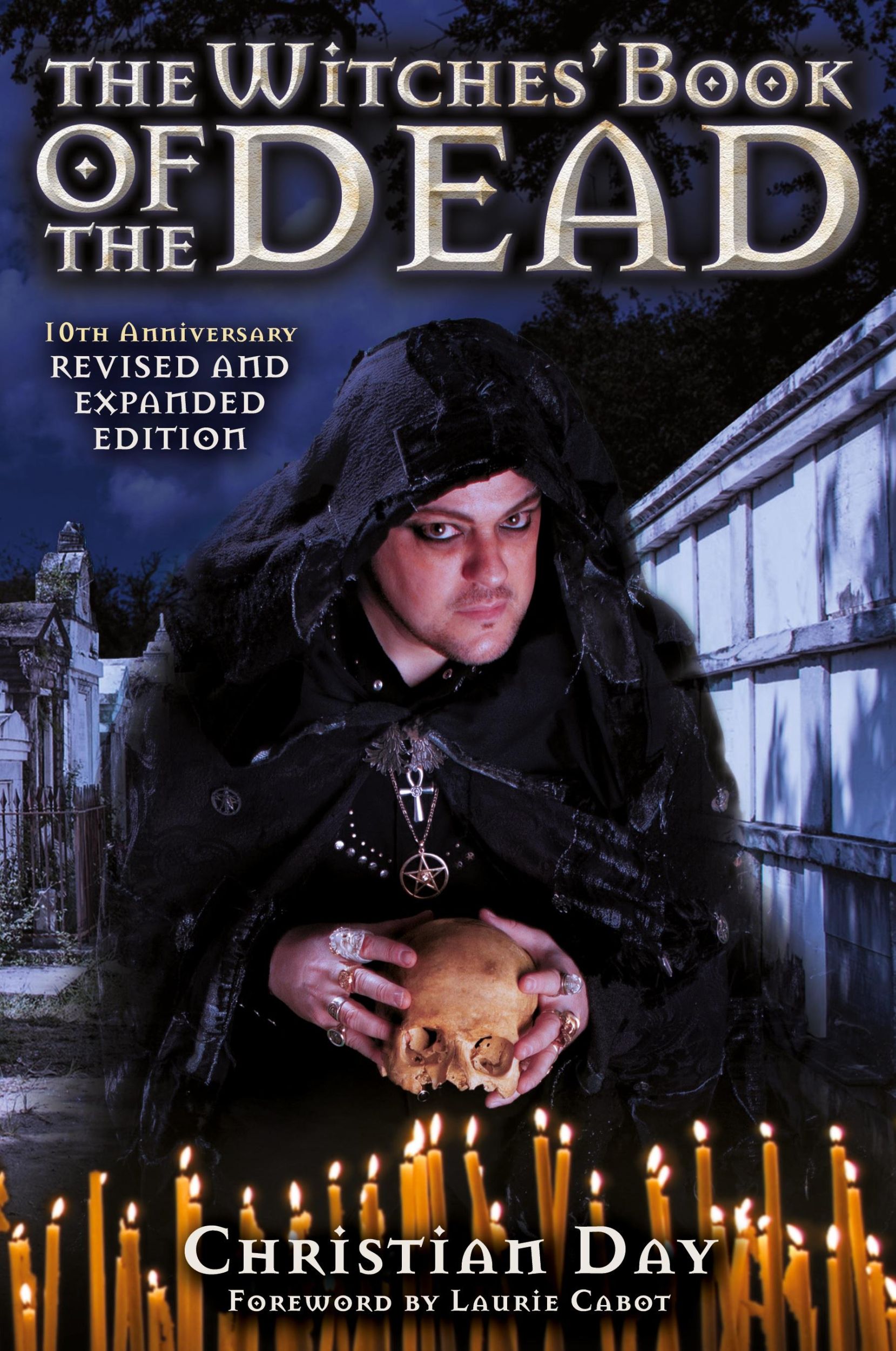 Cover: 9781733246644 | The Witches' Book of the Dead | Christian Day | Taschenbuch | Englisch