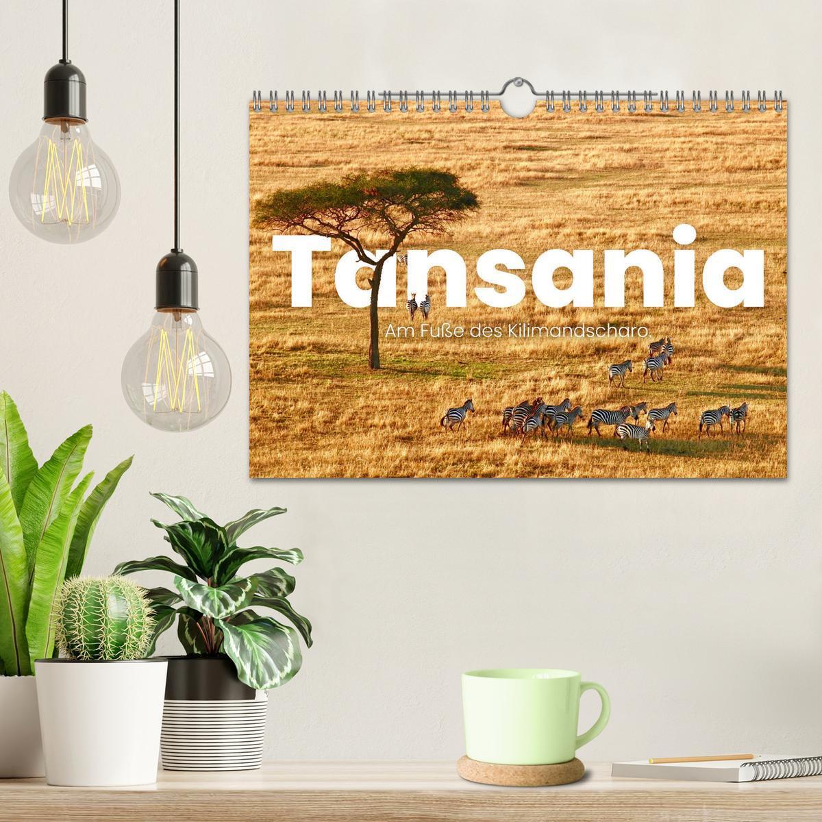 Bild: 9783435003723 | Tansania - Am Fuße des Kilimandscharo. (Wandkalender 2025 DIN A4...