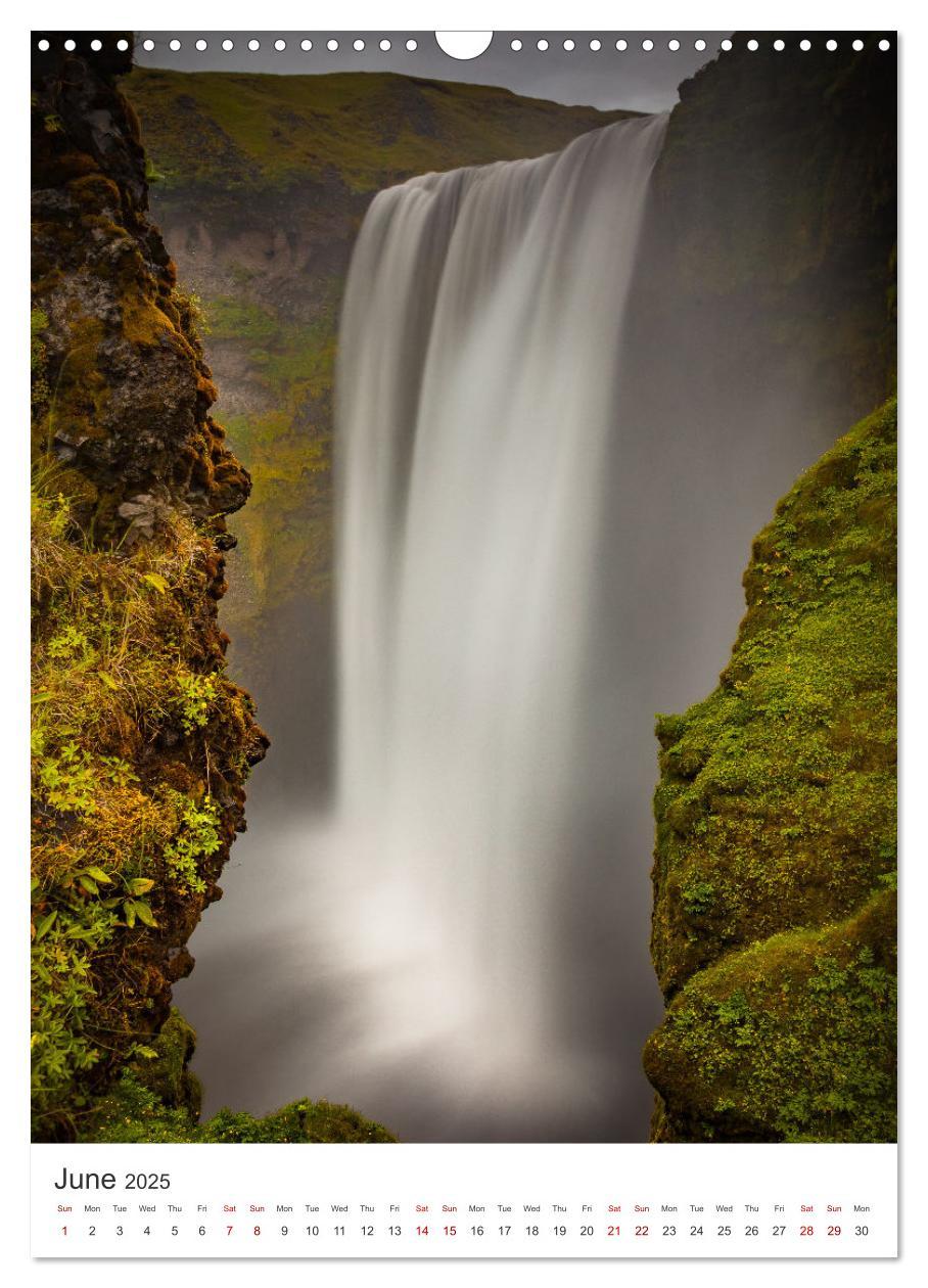 Bild: 9781325997534 | Magic of Iceland - nature photography (Wall Calendar 2025 DIN A3...