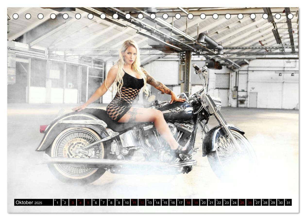 Bild: 9783435115259 | Motorräder und Sexy Girls (Tischkalender 2025 DIN A5 quer),...