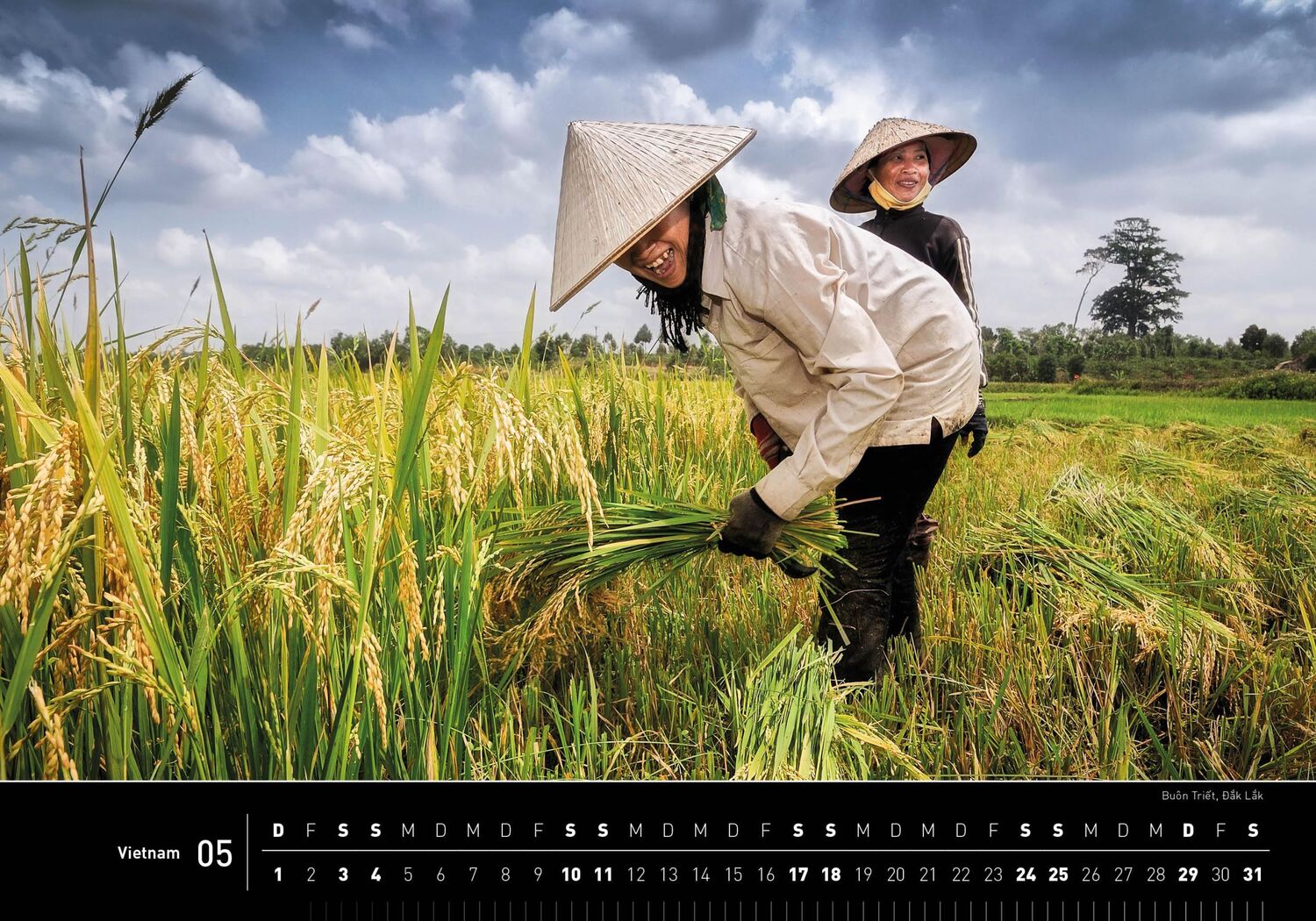 Bild: 9783968555287 | 360° Vietnam Premiumkalender 2025 | Gerhard Zwerger-Schoner | Kalender