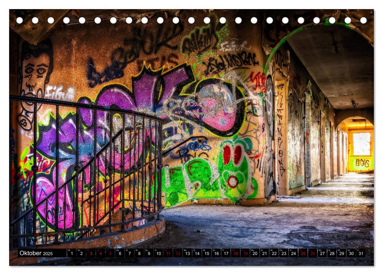 Bild: 9783435307579 | Lost Places Graffiti (Tischkalender 2025 DIN A5 quer), CALVENDO...