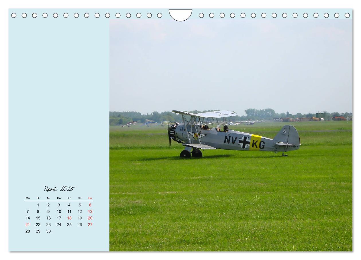 Bild: 9783435234776 | Sportliche Kunstflieger (Wandkalender 2025 DIN A4 quer), CALVENDO...