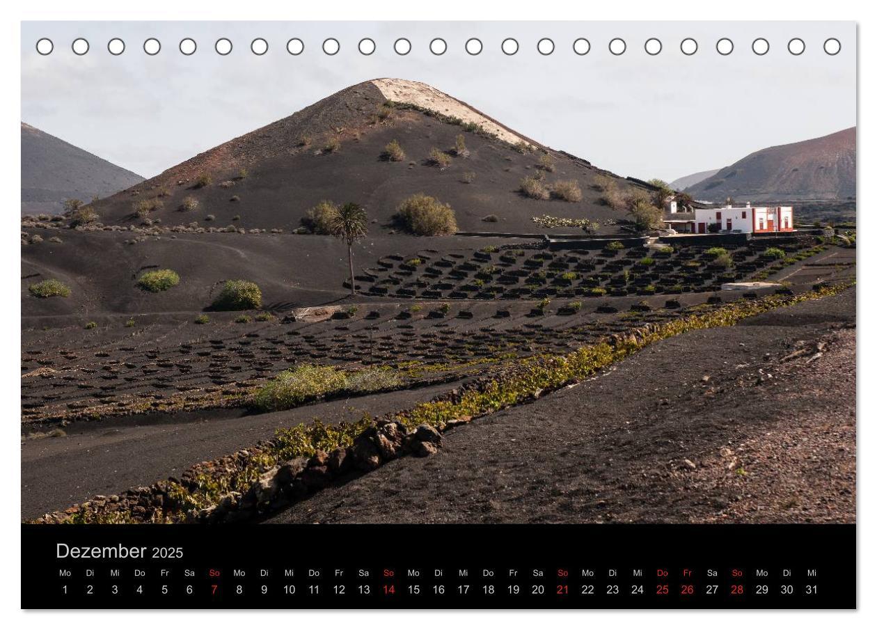 Bild: 9783435720897 | Unterwegs auf Lanzarote (Tischkalender 2025 DIN A5 quer), CALVENDO...