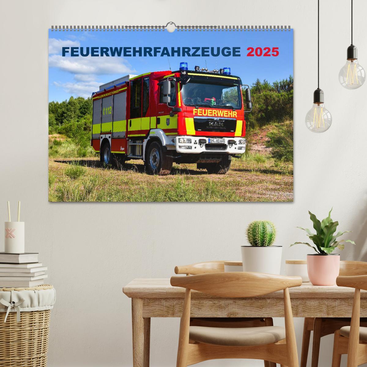 Bild: 9783435365449 | Feuerwehrfahrzeuge (Wandkalender 2025 DIN A2 quer), CALVENDO...