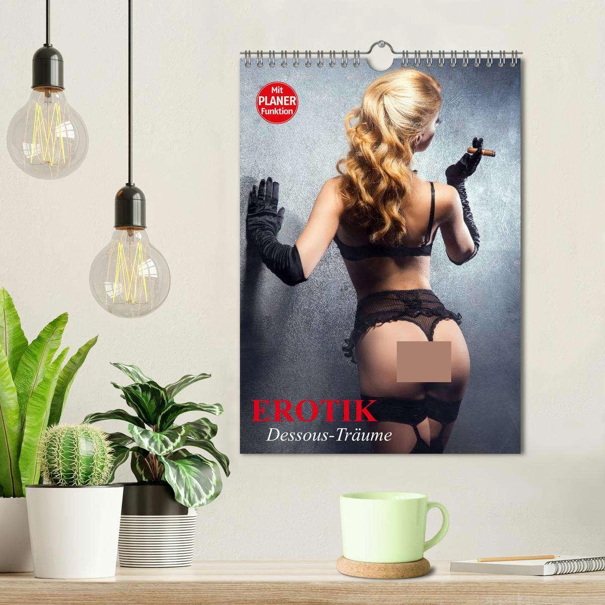 Bild: 9783457021880 | Erotik. Dessous-Träume (Wandkalender 2025 DIN A4 hoch), CALVENDO...