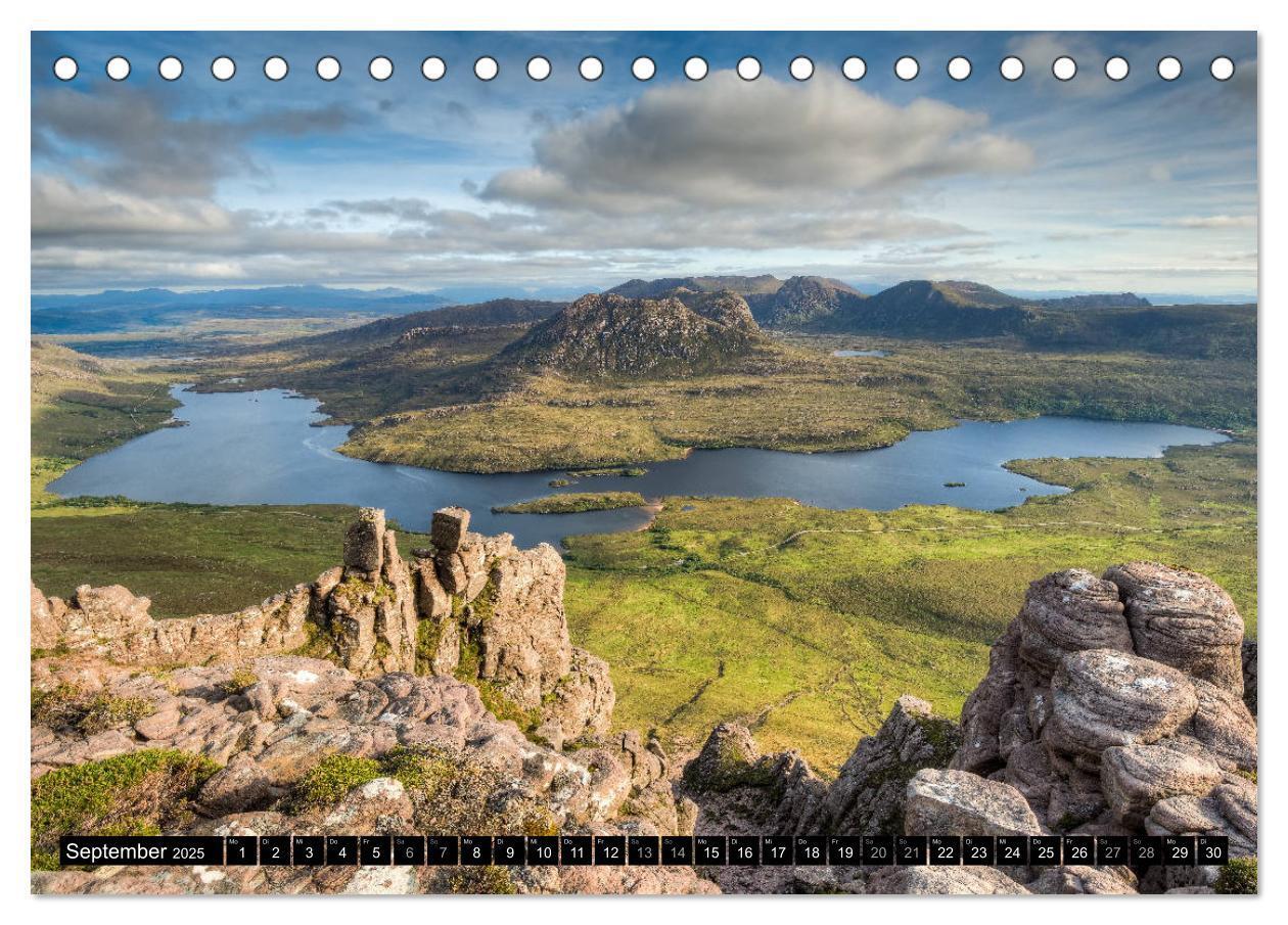 Bild: 9783435350919 | Wunderschönes Schottland (Tischkalender 2025 DIN A5 quer), CALVENDO...