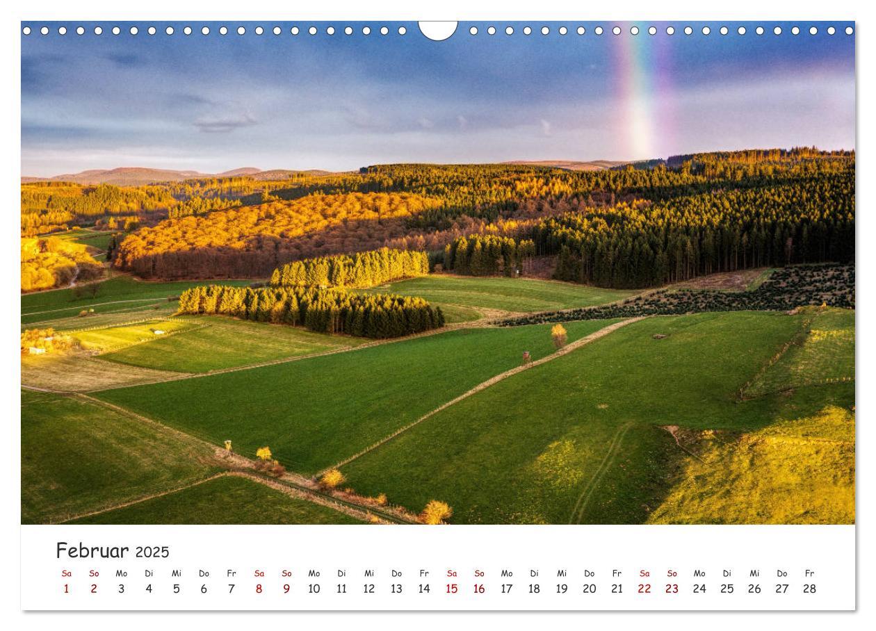 Bild: 9783435431625 | Das Sauerland bei Brilon aus der Vogelperspektive (Wandkalender...