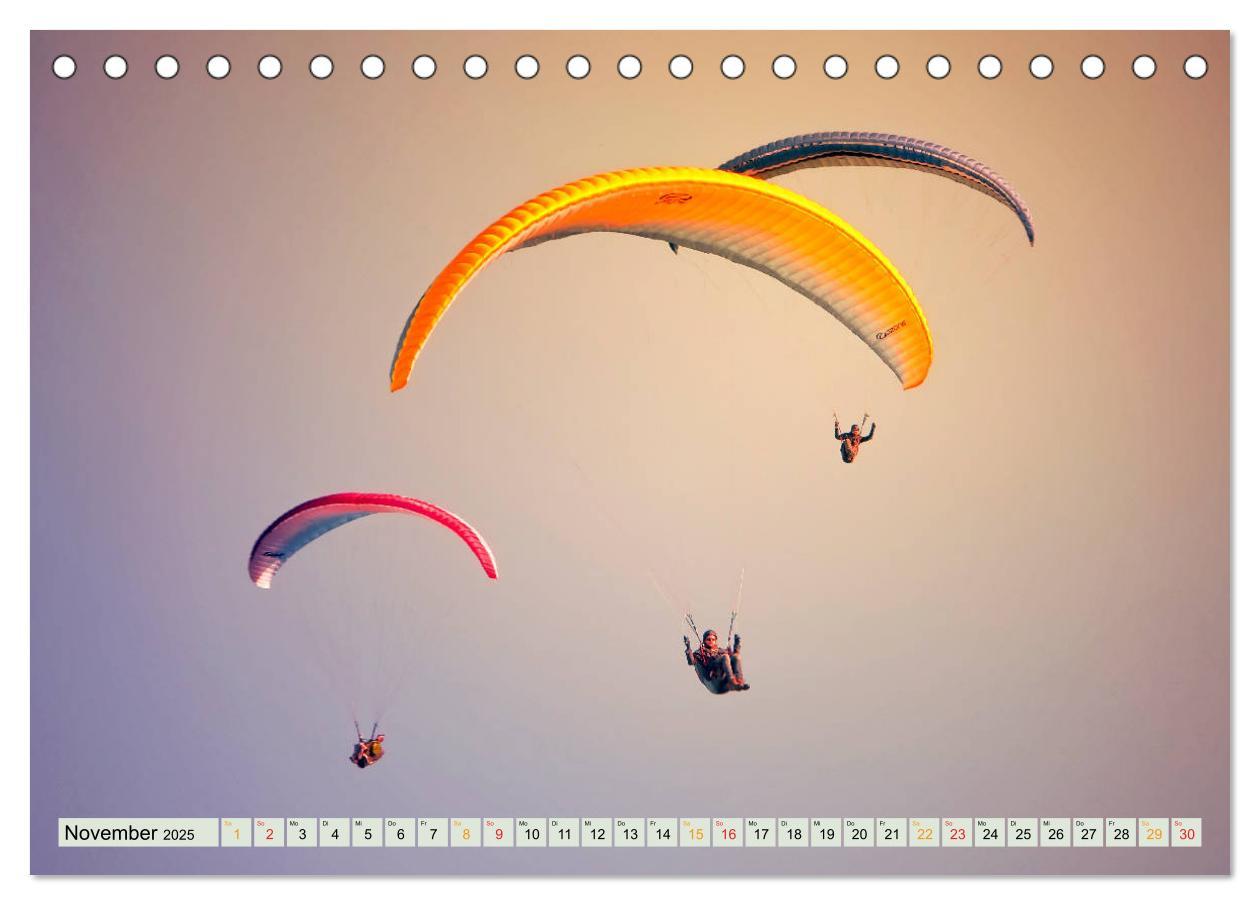 Bild: 9783435240760 | Paragliding - Mut zum Abenteuer (Tischkalender 2025 DIN A5 quer),...